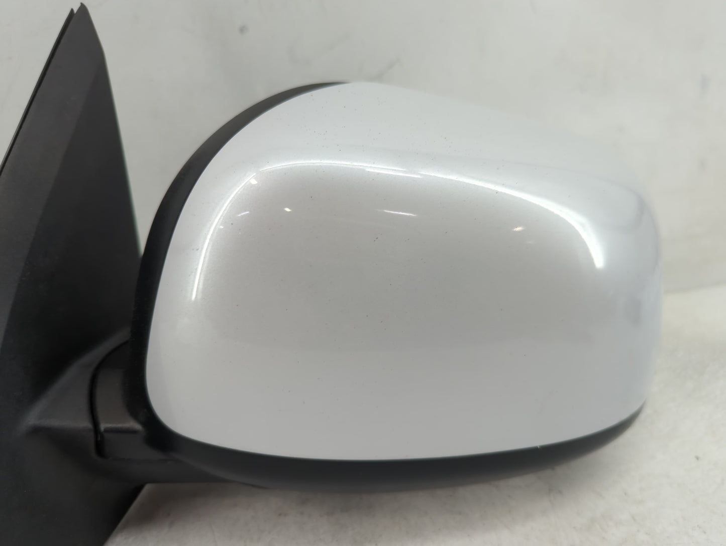 2015-2017 Mitsubishi Outlander Sport Driver Side View Mirror - Left Door Mirror OEM Used - Oemusedautoparts1.com