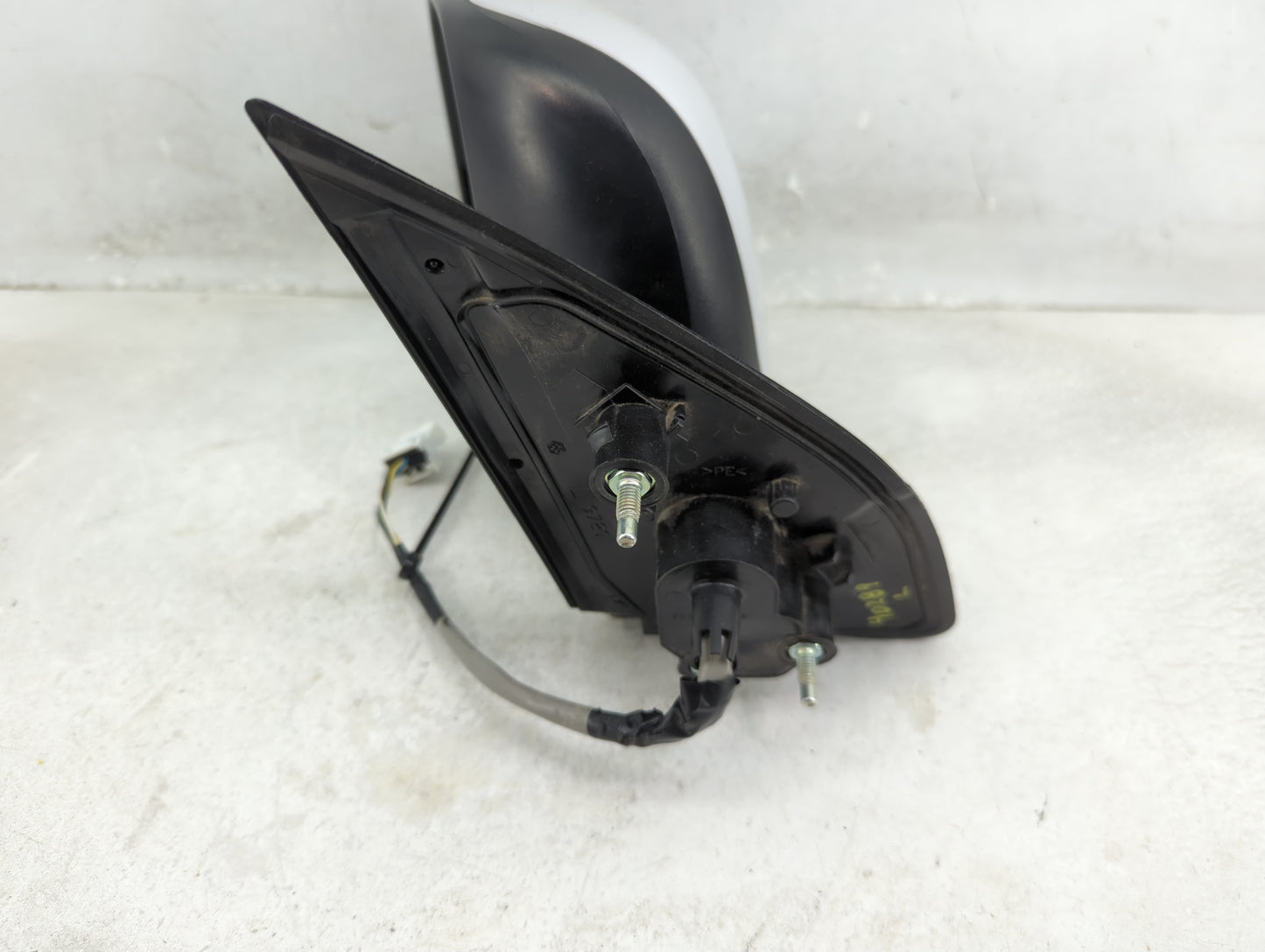 2015-2017 Mitsubishi Outlander Sport Driver Side View Mirror - Left Door Mirror OEM Used - Oemusedautoparts1.com