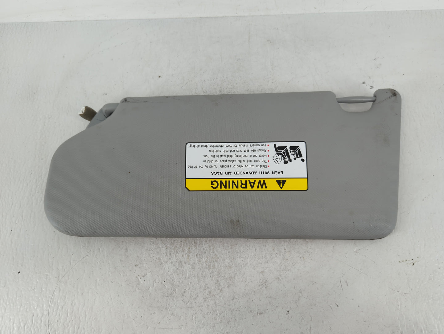 2022 Mitsubishi Outlander Sport Sun Visor Shade Replacement Passenger Right Mirror Fits OEM Used Auto Parts - Oemusedautopar
