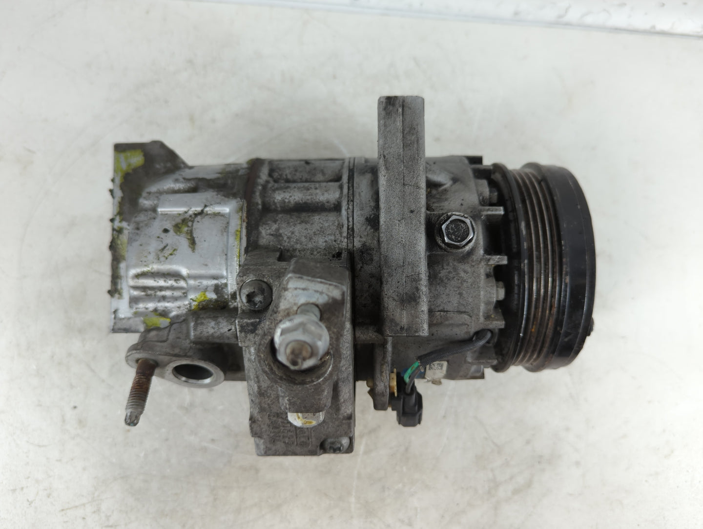 2022 Mitsubishi Outlander Sport Air Conditioning A/c Ac Compressor Oem - Oemusedautoparts1.com