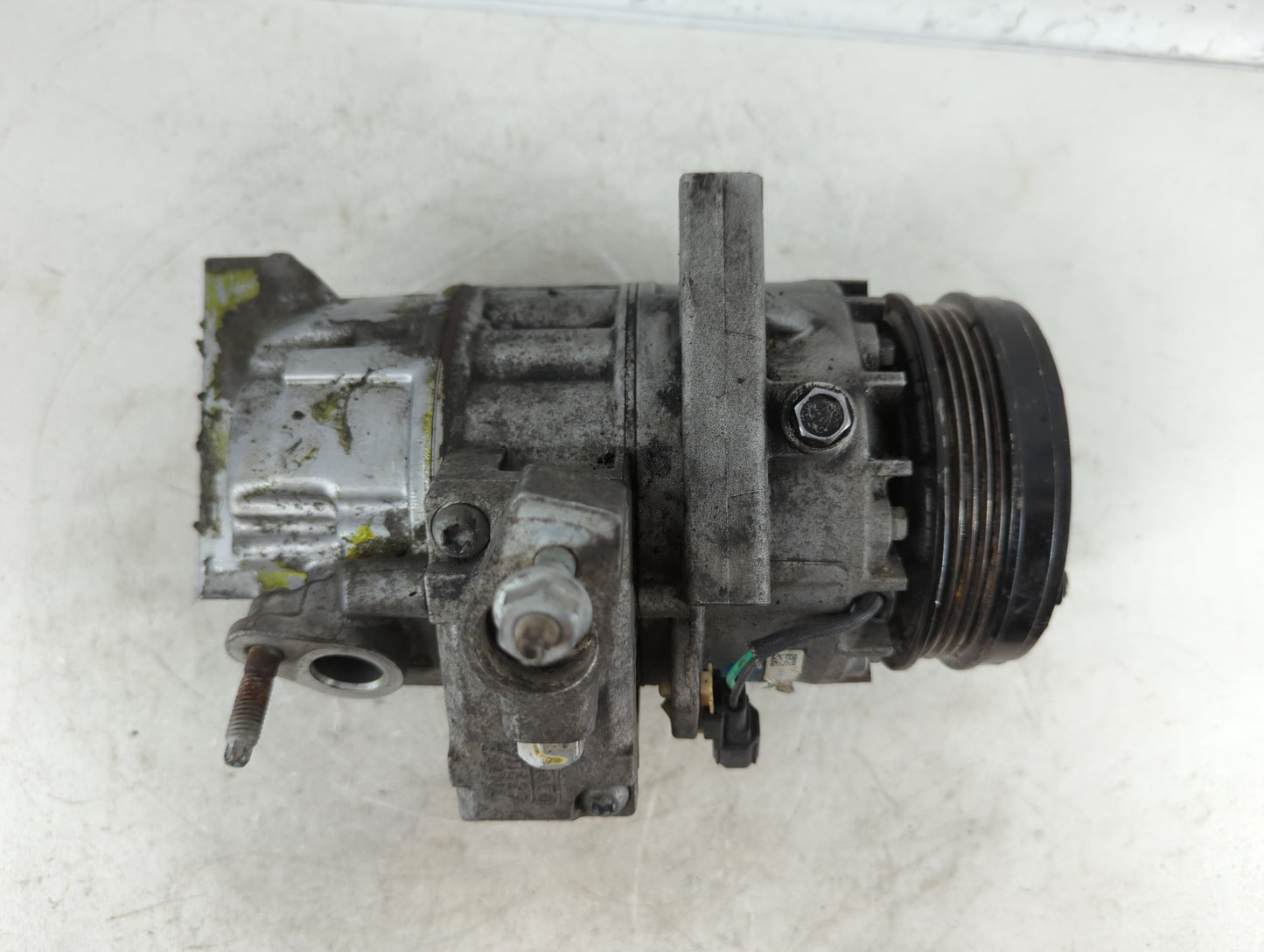 2022 Mitsubishi Outlander Sport Air Conditioning A/c Ac Compressor Oem - Oemusedautoparts1.com