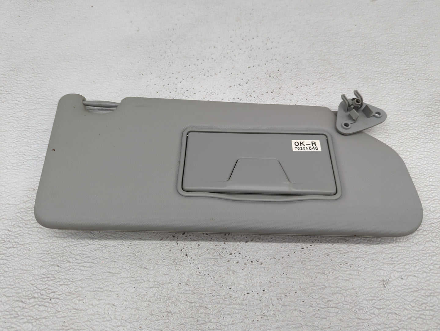 2022 Mitsubishi Rvr Sun Visor Shade Replacement Passenger Right Mirror Fits OEM Used Auto Parts - Oemusedautoparts1.com