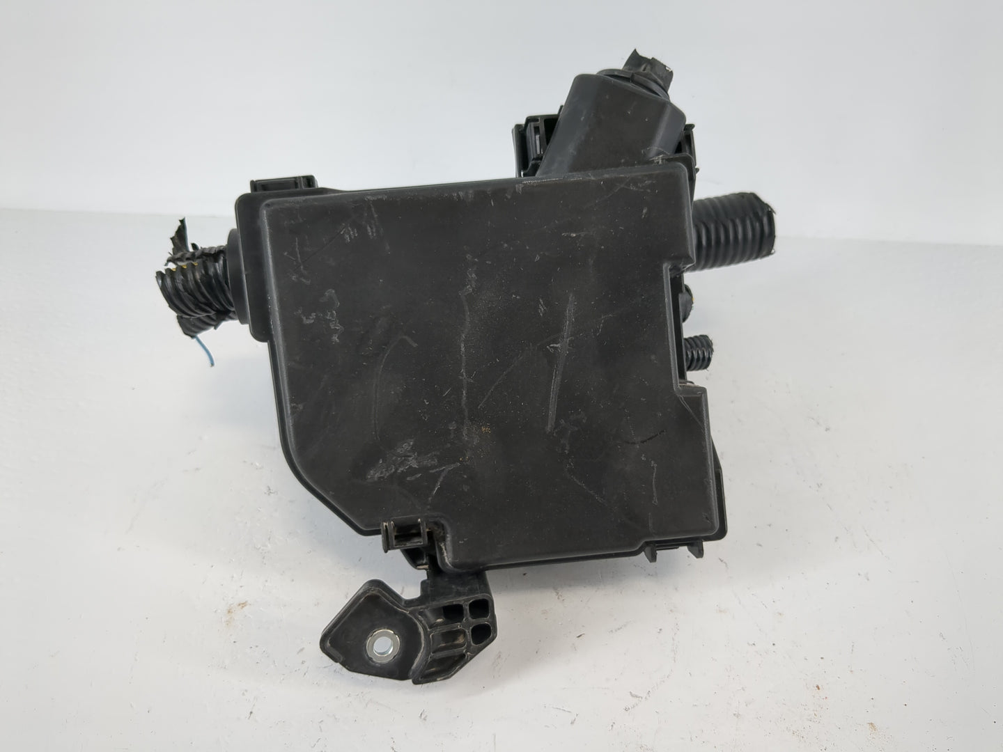 2019-2022 Nissan Altima Fusebox Fuse Box Panel Relay Module P/N:6CA0A Fits Fits 2019 2020 2021 2022 OEM Used Auto Parts - Oe