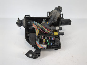 2019-2022 Nissan Altima Fusebox Fuse Box Panel Relay Module P/N:6CA0A Fits Fits 2019 2020 2021 2022 OEM Used Auto Parts