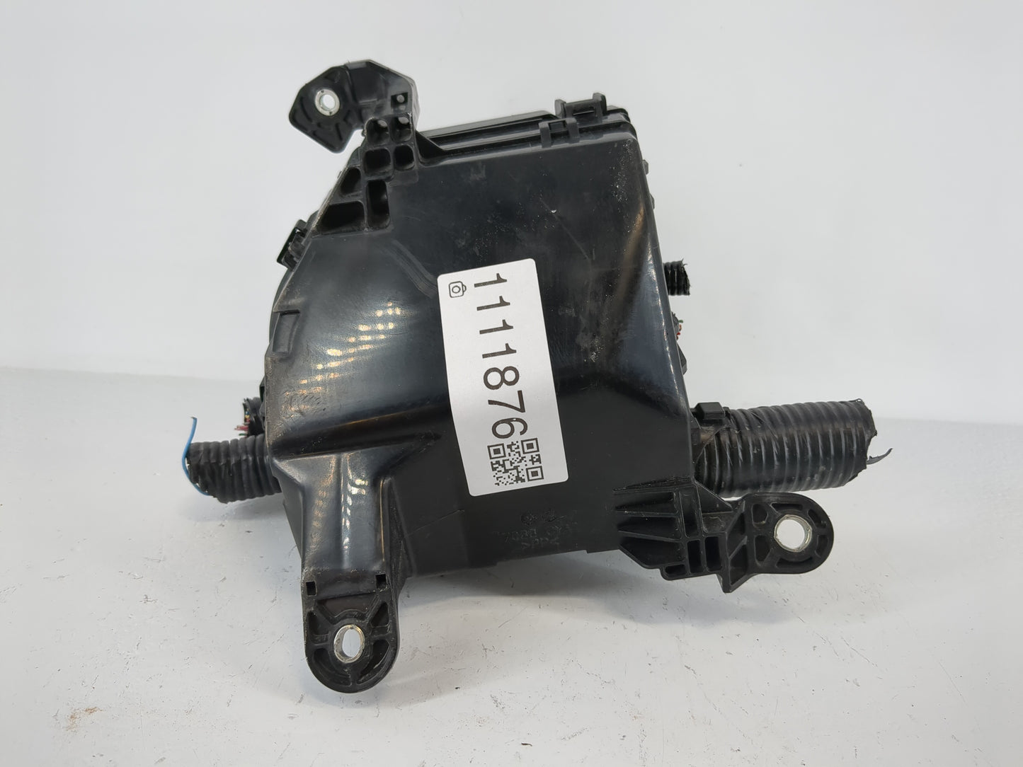 2019-2022 Nissan Altima Fusebox Fuse Box Panel Relay Module P/N:6CA0A Fits Fits 2019 2020 2021 2022 OEM Used Auto Parts - Oe