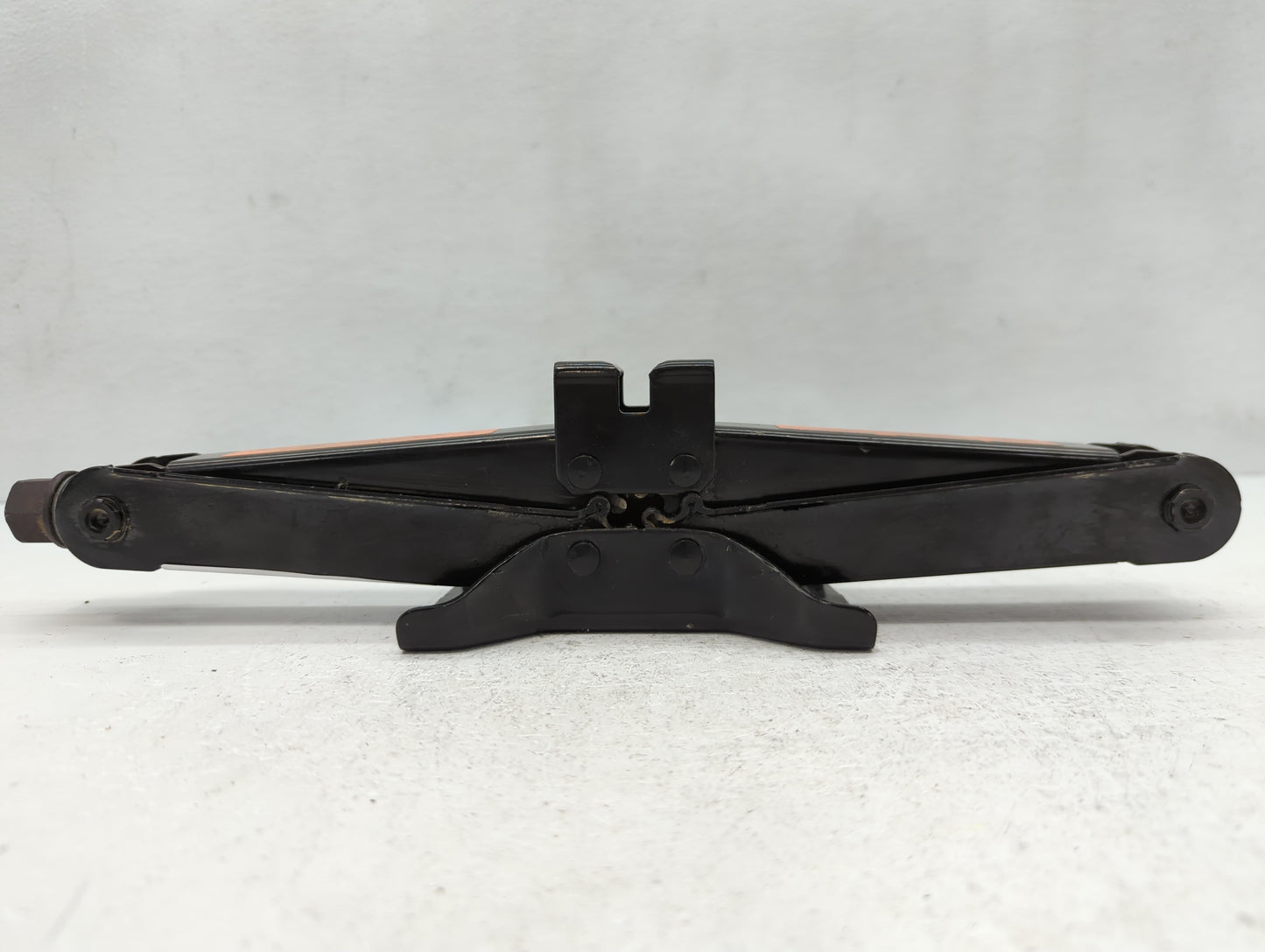 2022 Nissan Altima Spare Scissor Car Jack - Oemusedautoparts1.com
