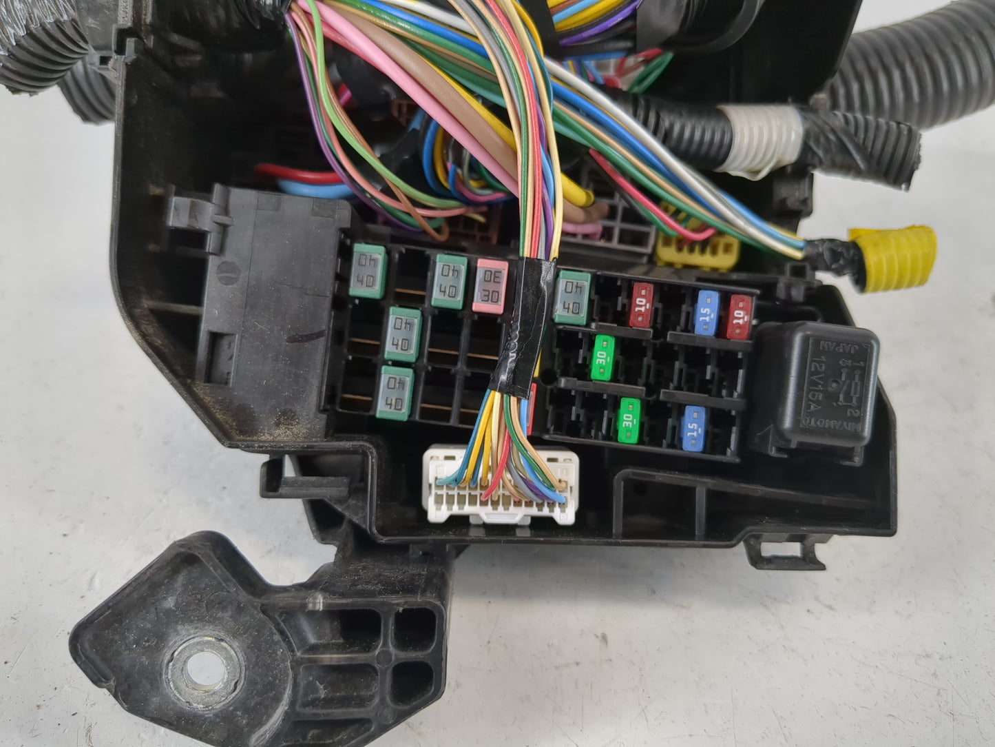 2019-2022 Nissan Altima Fusebox Fuse Box Panel Relay Module P/N:6CA0A Fits Fits 2019 2020 2021 2022 OEM Used Auto Parts - Oe