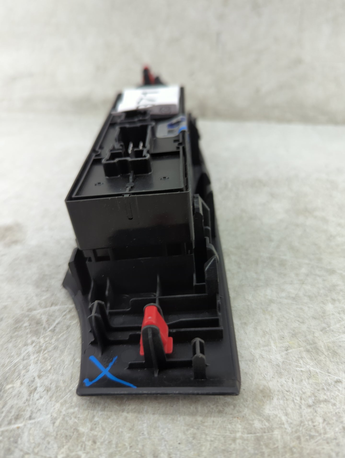 2019-2022 Nissan Altima Master Power Window Switch Replacement Driver Side Left P/N:25570 5RA0A Fits Fits 2019 2020 2021 202