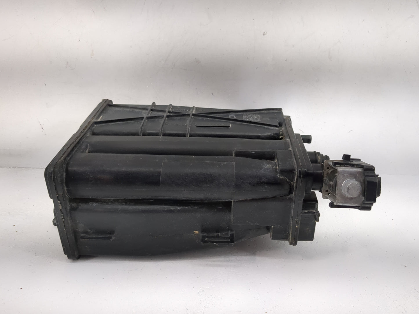 2022 Nissan Altima Fuel Vapor Charcoal Canister 1477147 - Oemusedautoparts1.com