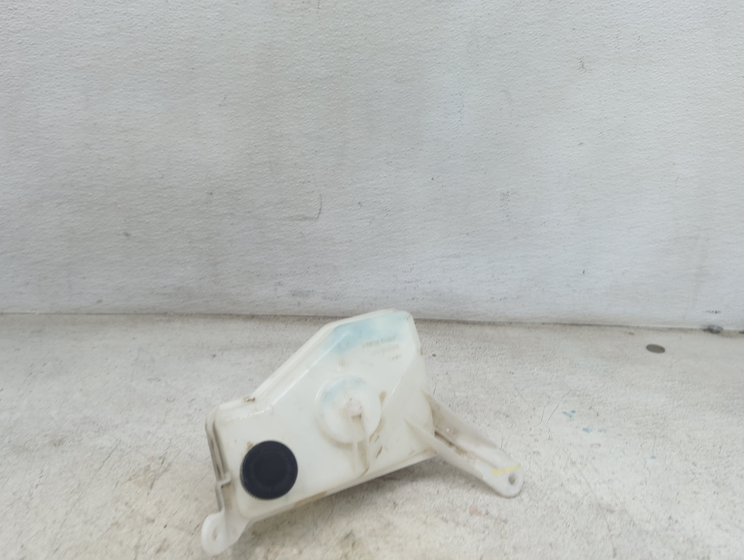 2019-2022 Nissan Altima Radiator Coolant Overflow Expansion Tank Bottle 1478829 - Oemusedautoparts1.com