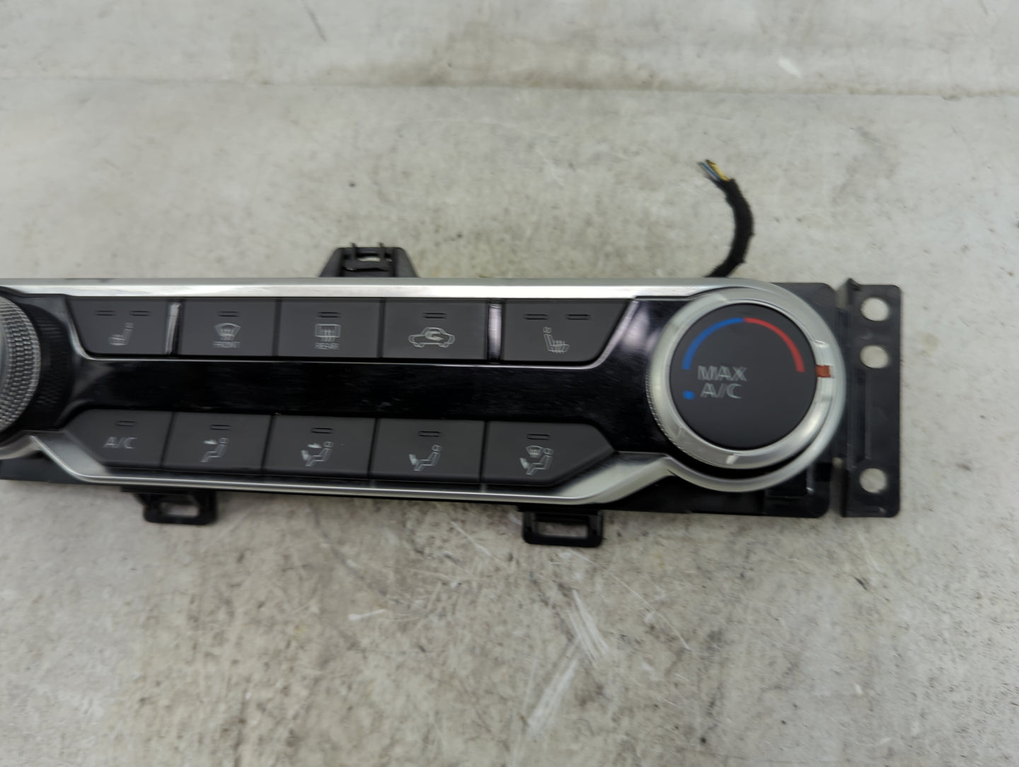 2019-2022 Nissan Altima Climate Control Module Temperature AC/Heater Replacement Fits Fits 2019 2020 2021 2022 OEM Used Auto