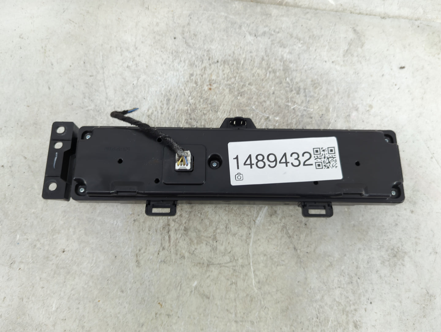 2019-2022 Nissan Altima Climate Control Module Temperature AC/Heater Replacement Fits Fits 2019 2020 2021 2022 OEM Used Auto