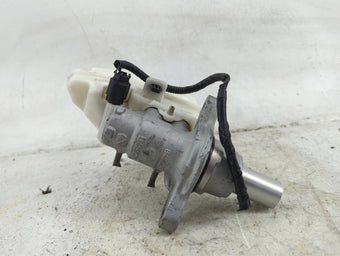 compare product 2019-2022 Nissan Altima Brake Master Cylinder 1490502