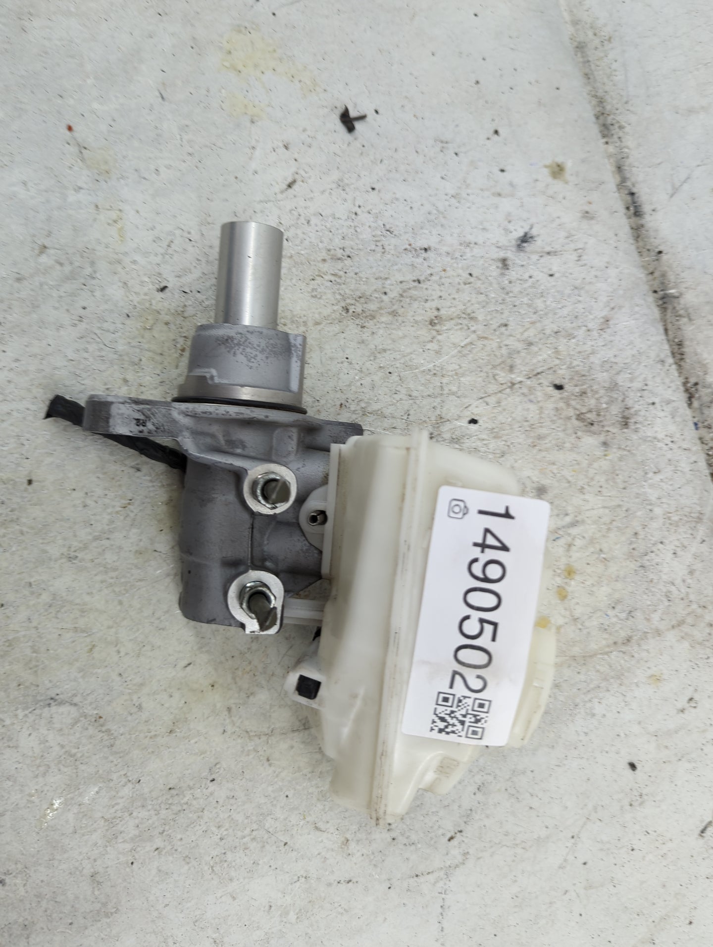 2019-2022 Nissan Altima Brake Master Cylinder 1490502 - Oemusedautoparts1.com