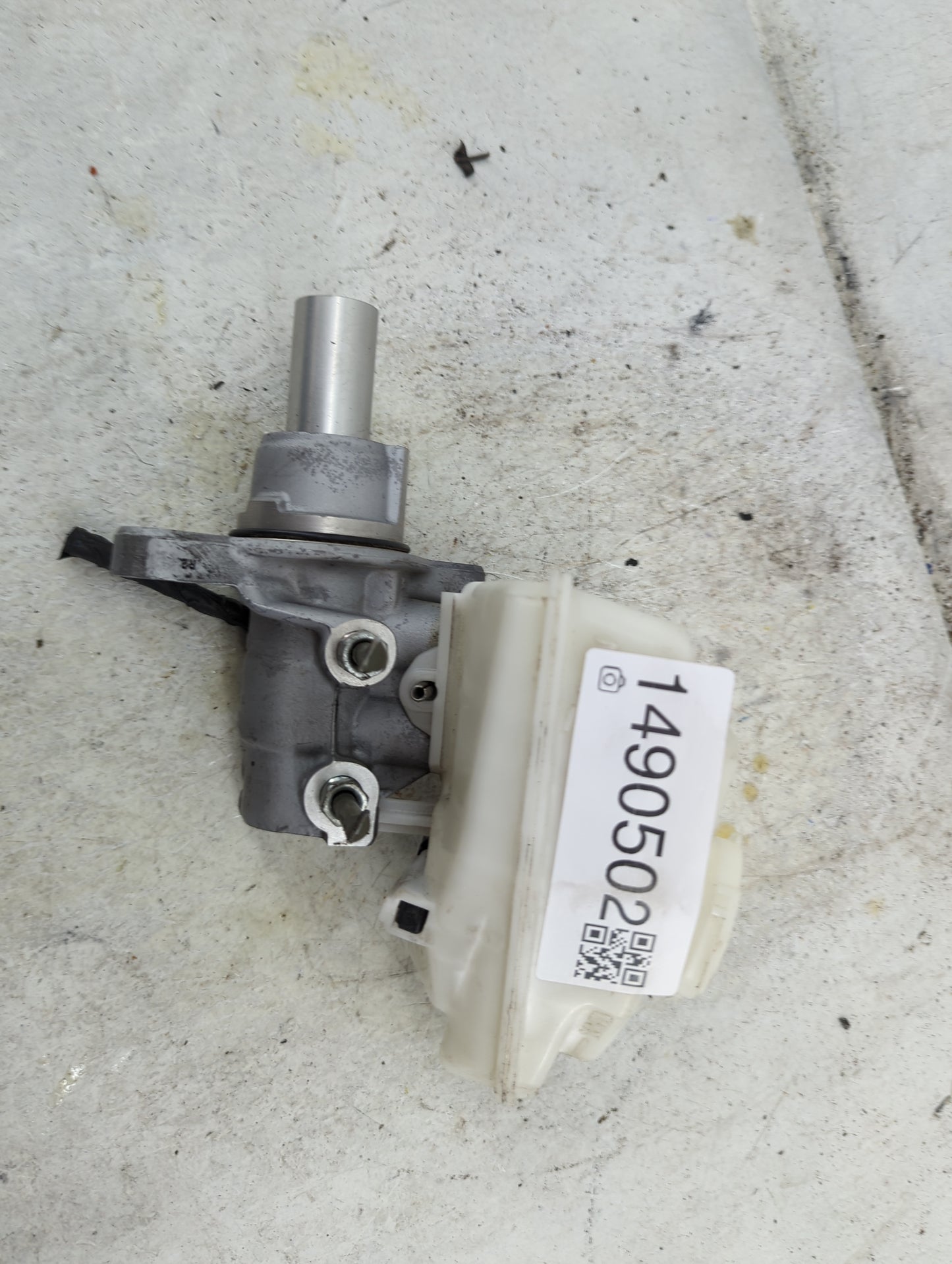 2019-2022 Nissan Altima Brake Master Cylinder 1490502 - Oemusedautoparts1.com