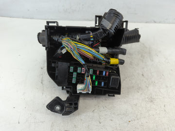 2019-2022 Nissan Altima Fusebox Fuse Box Panel Relay Module P/N:6CA0A 5392 YA2 Fits Fits 2019 2020 2021 2022 OEM Used Auto Parts