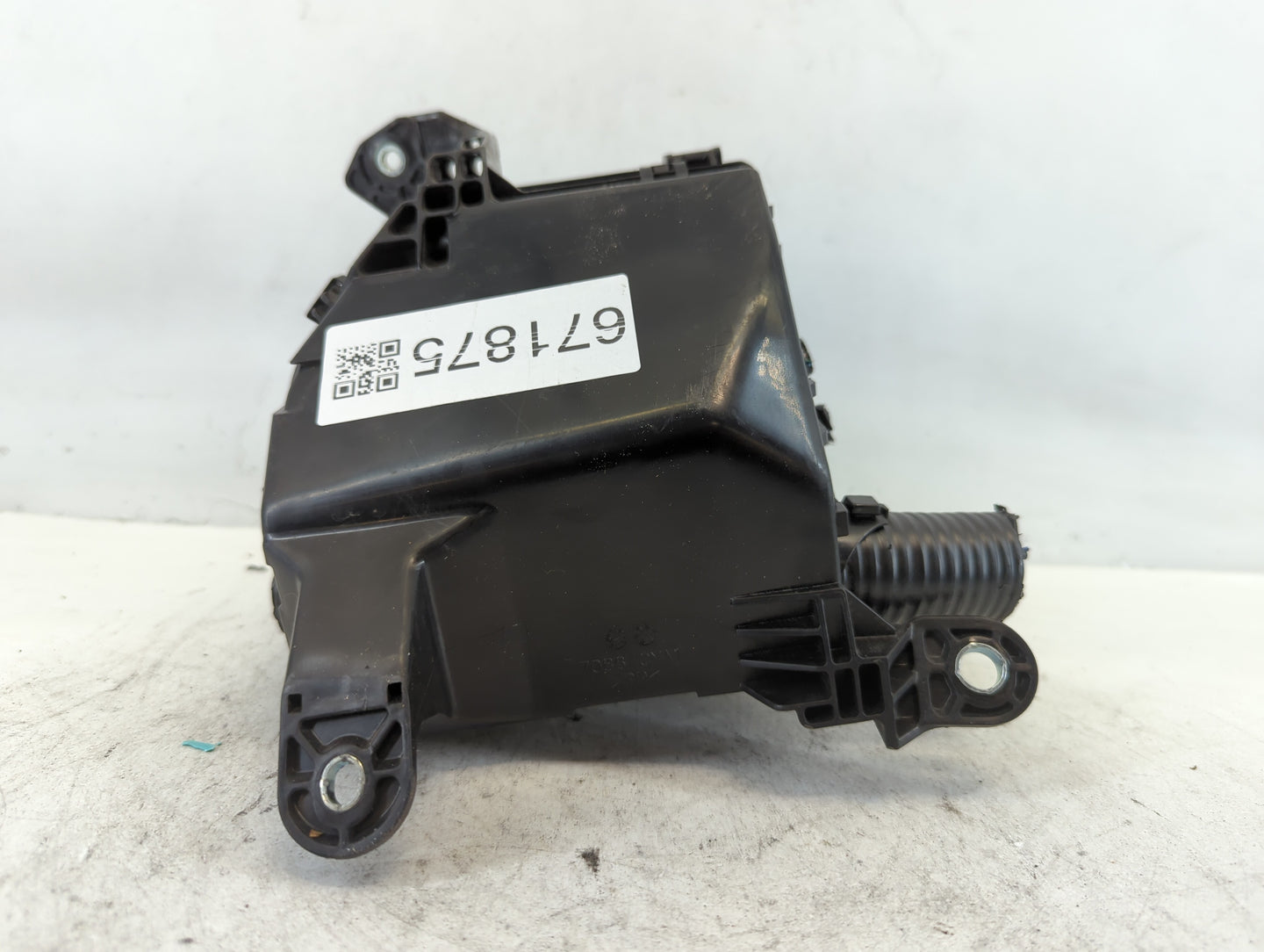 2019-2022 Nissan Altima Fusebox Fuse Box Panel Relay Module P/N:6CA0A 5392 YA2 Fits Fits 2019 2020 2021 2022 OEM Used Auto P