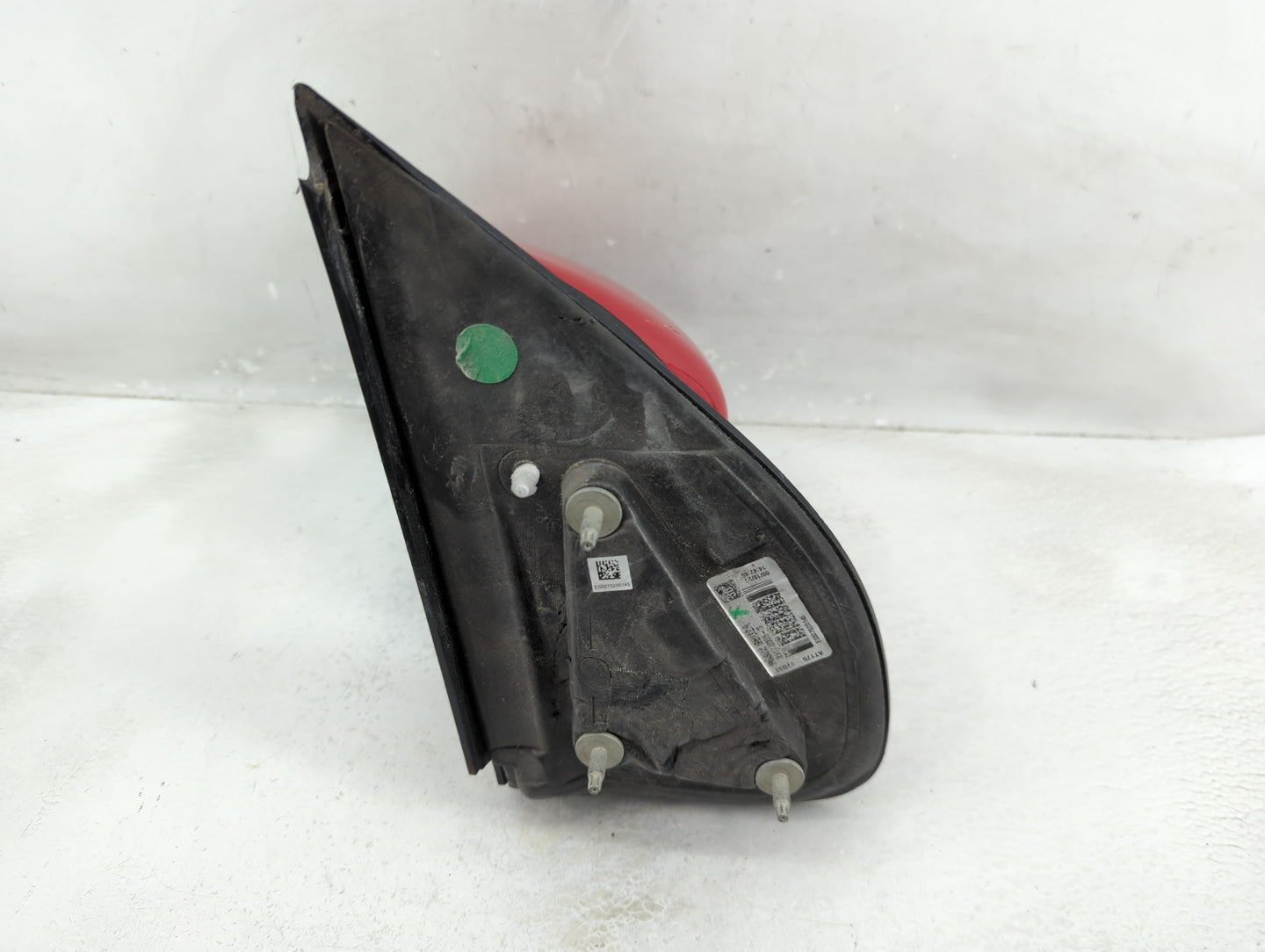 2022 Nissan Frontier Driver Side View Mirror - Left Door Mirror OEM Used - Oemusedautoparts1.com