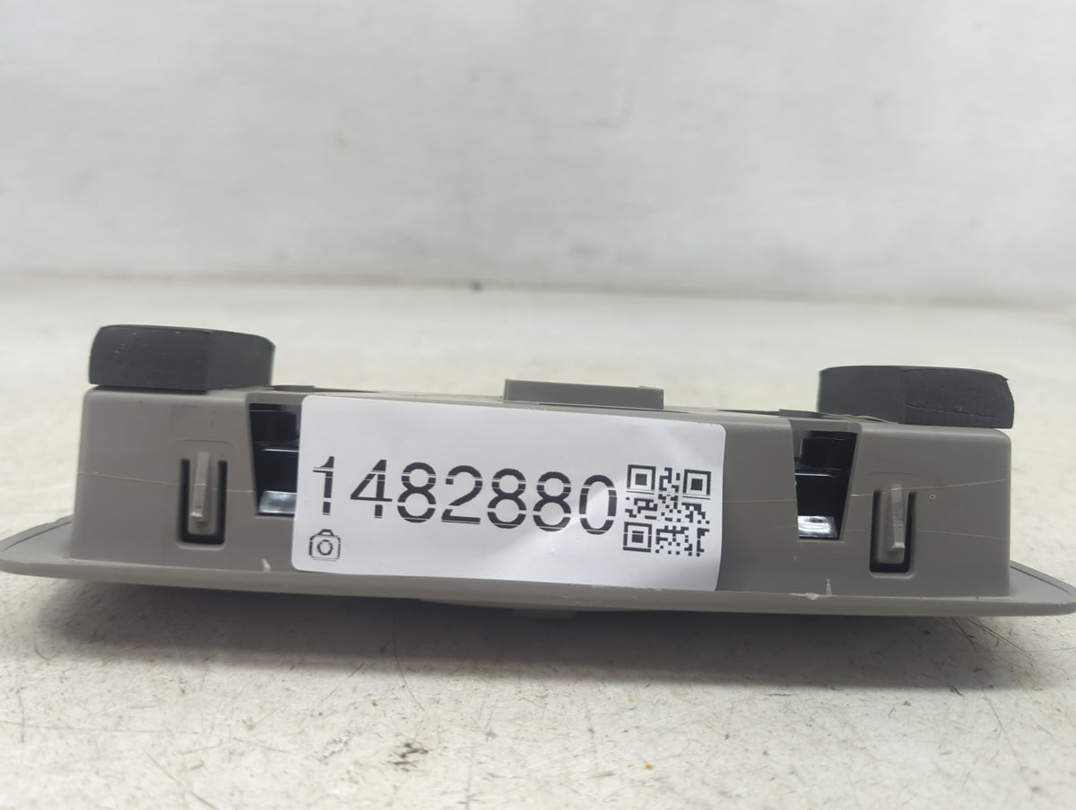 2022 Nissan Frontier Overhead Roof Console Interior Dome Light Gray - Oemusedautoparts1.com