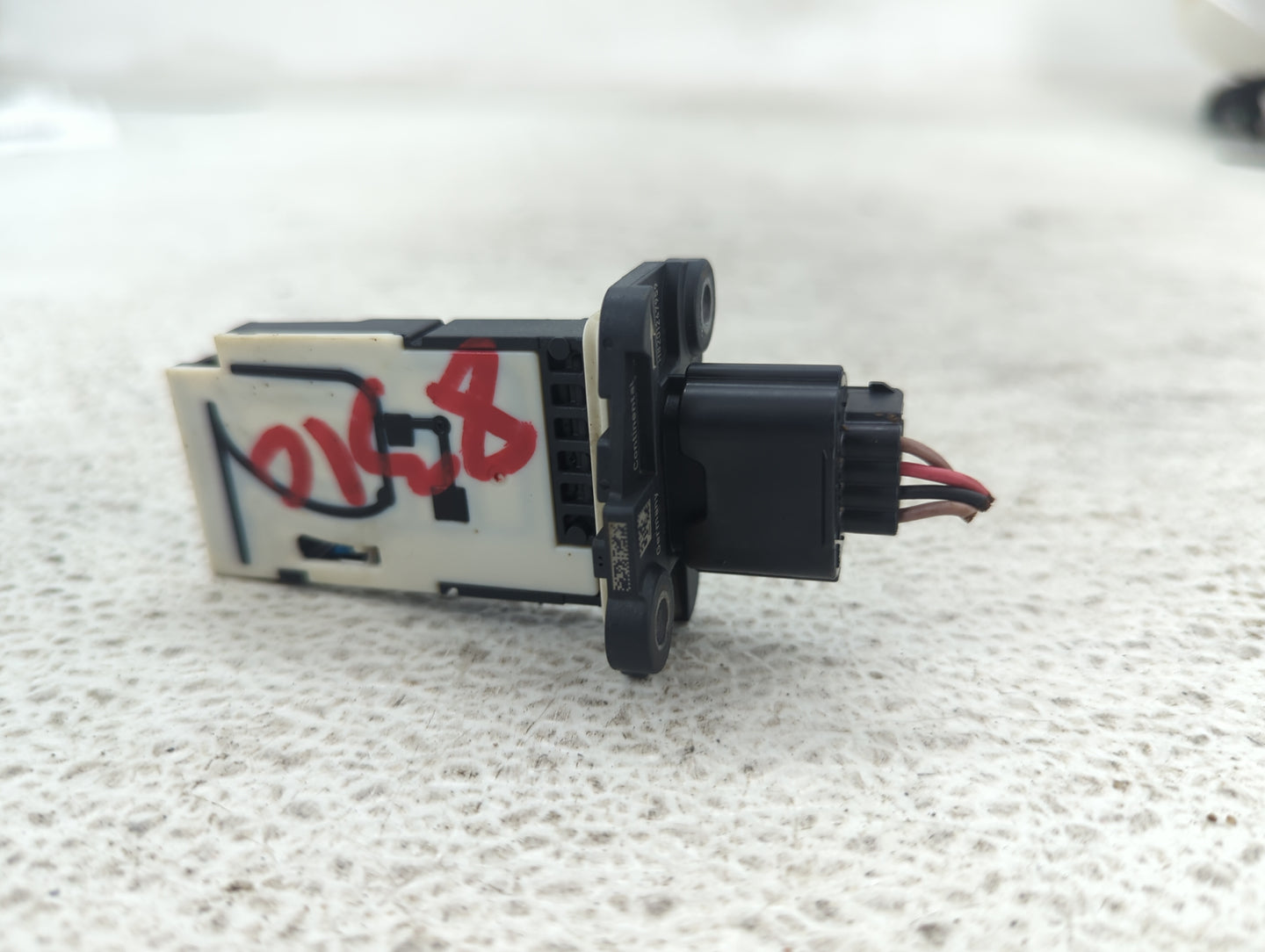 Nissan Frontier Mass Air Flow Meter Maf 1485385 - Oemusedautoparts1.com