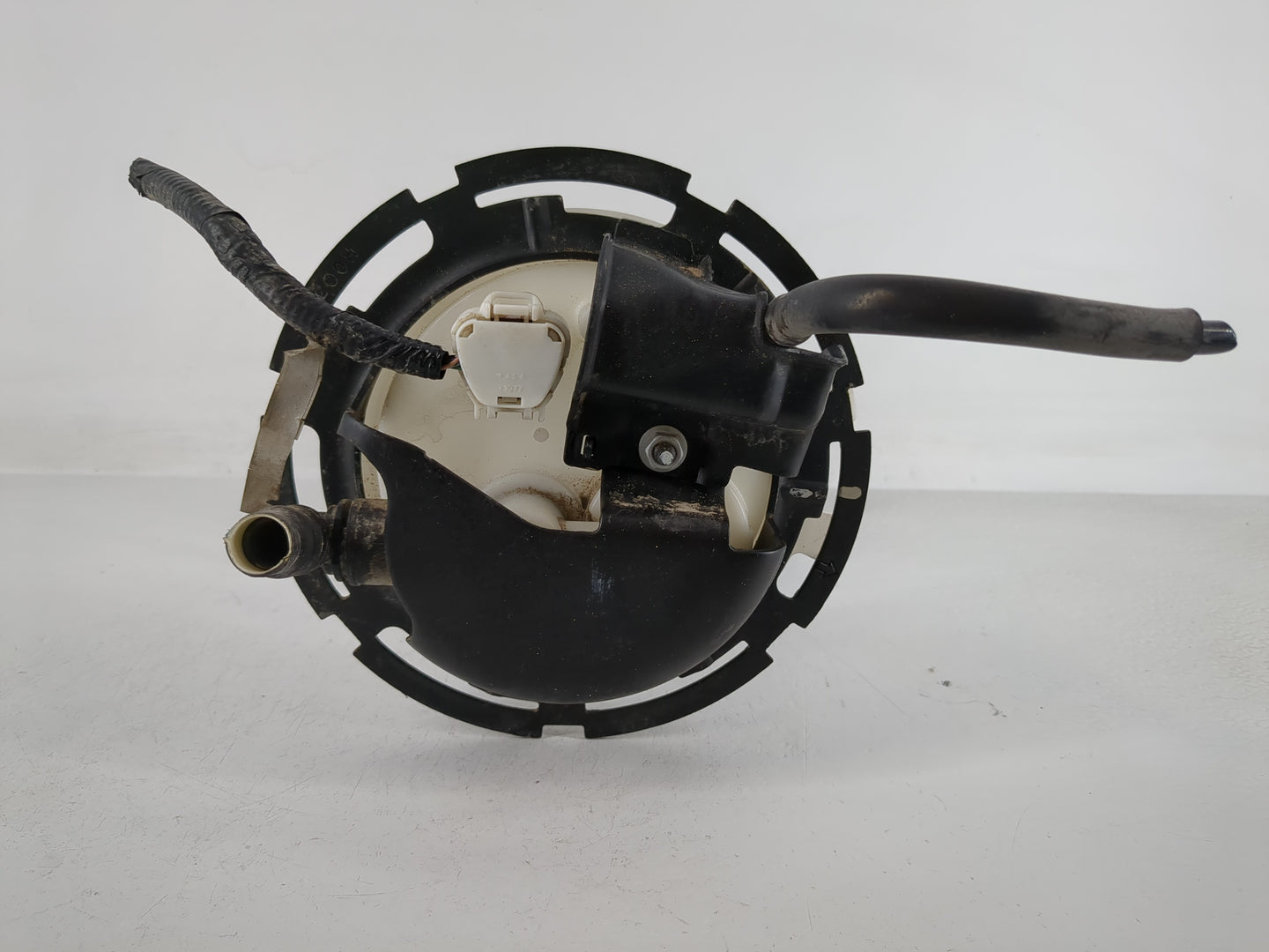 Nissan Kicks Electrical Gas Fuel Pump Assembly - Oemusedautoparts1.com