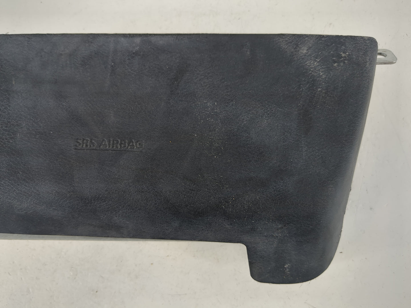2020-2021 Nissan Kicks Air Bag Passenger Right Dashboard OEM P/N:NT0RW221210527 Fits Fits 2020 2021 OEM Used Auto Parts - Oe