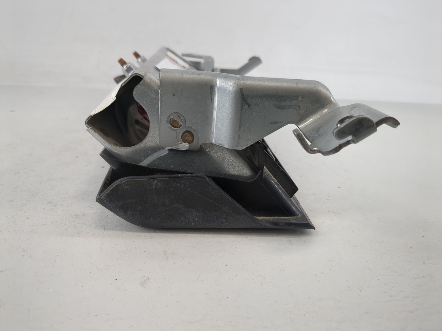 2020-2021 Nissan Kicks Air Bag Passenger Right Dashboard OEM P/N:NT0RW221210527 Fits Fits 2020 2021 OEM Used Auto Parts - Oe
