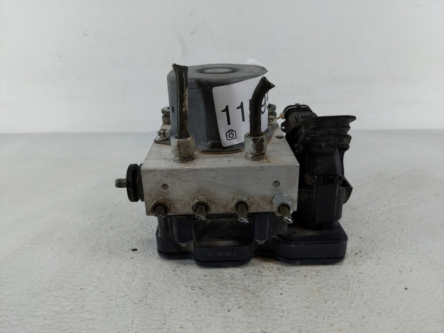 2021 Nissan Kicks ABS Pump Control Module Replacement P/N:47660 5RA0A Fits OEM Used Auto Parts - Oemusedautoparts1.com