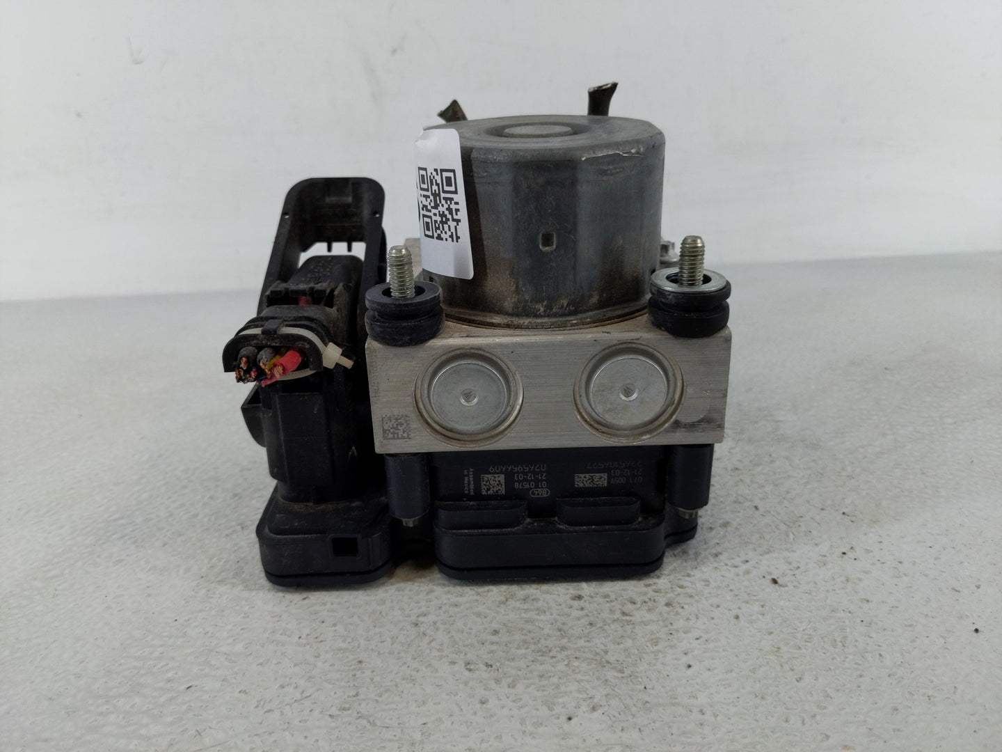 2021 Nissan Kicks ABS Pump Control Module Replacement P/N:47660 5RA0A Fits OEM Used Auto Parts - Oemusedautoparts1.com