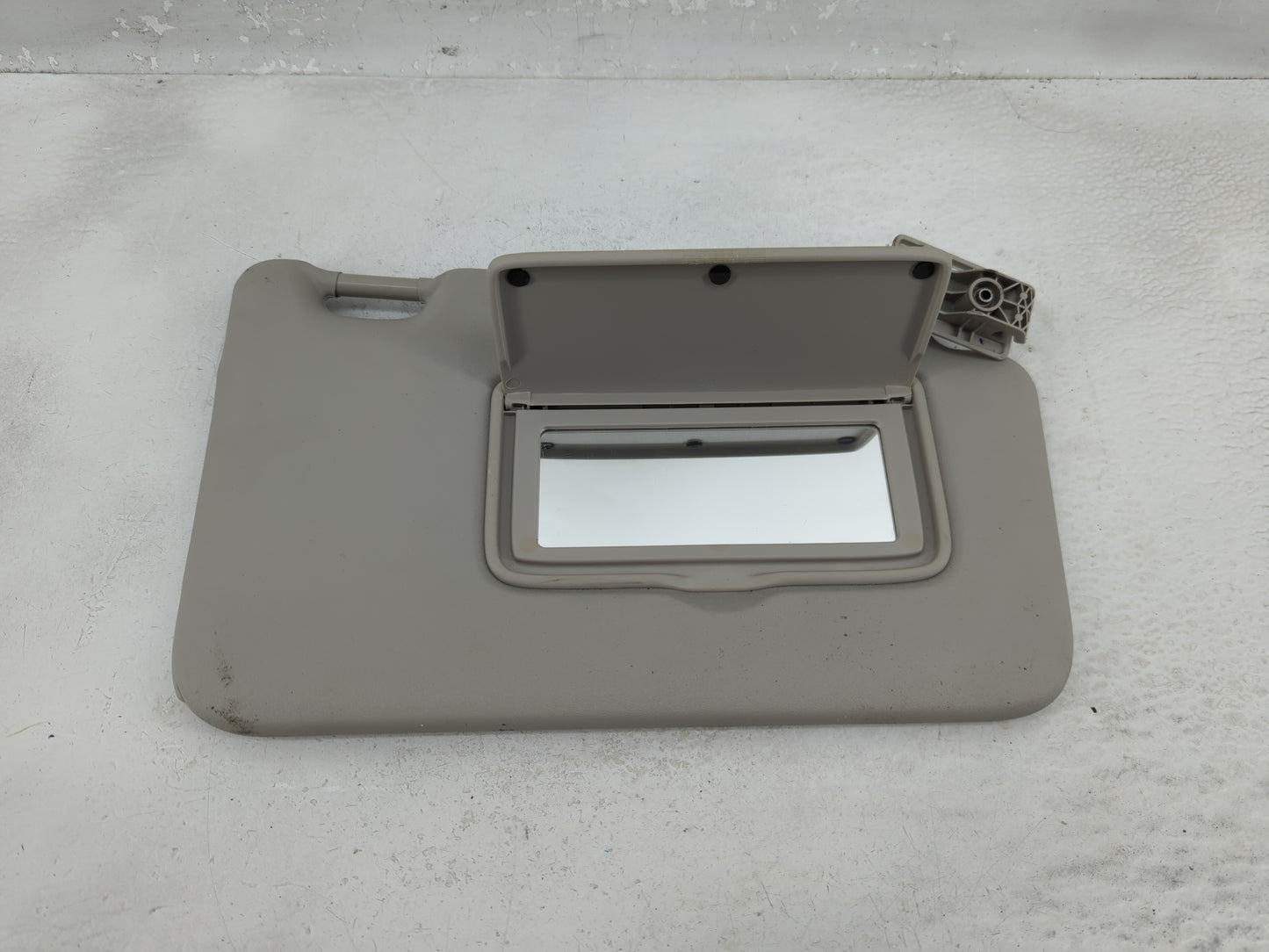 2018-2021 Nissan Kicks Sun Visor Shade Replacement Passenger Right Mirror Fits Fits 2018 2019 2020 2021 OEM Used Auto Parts 