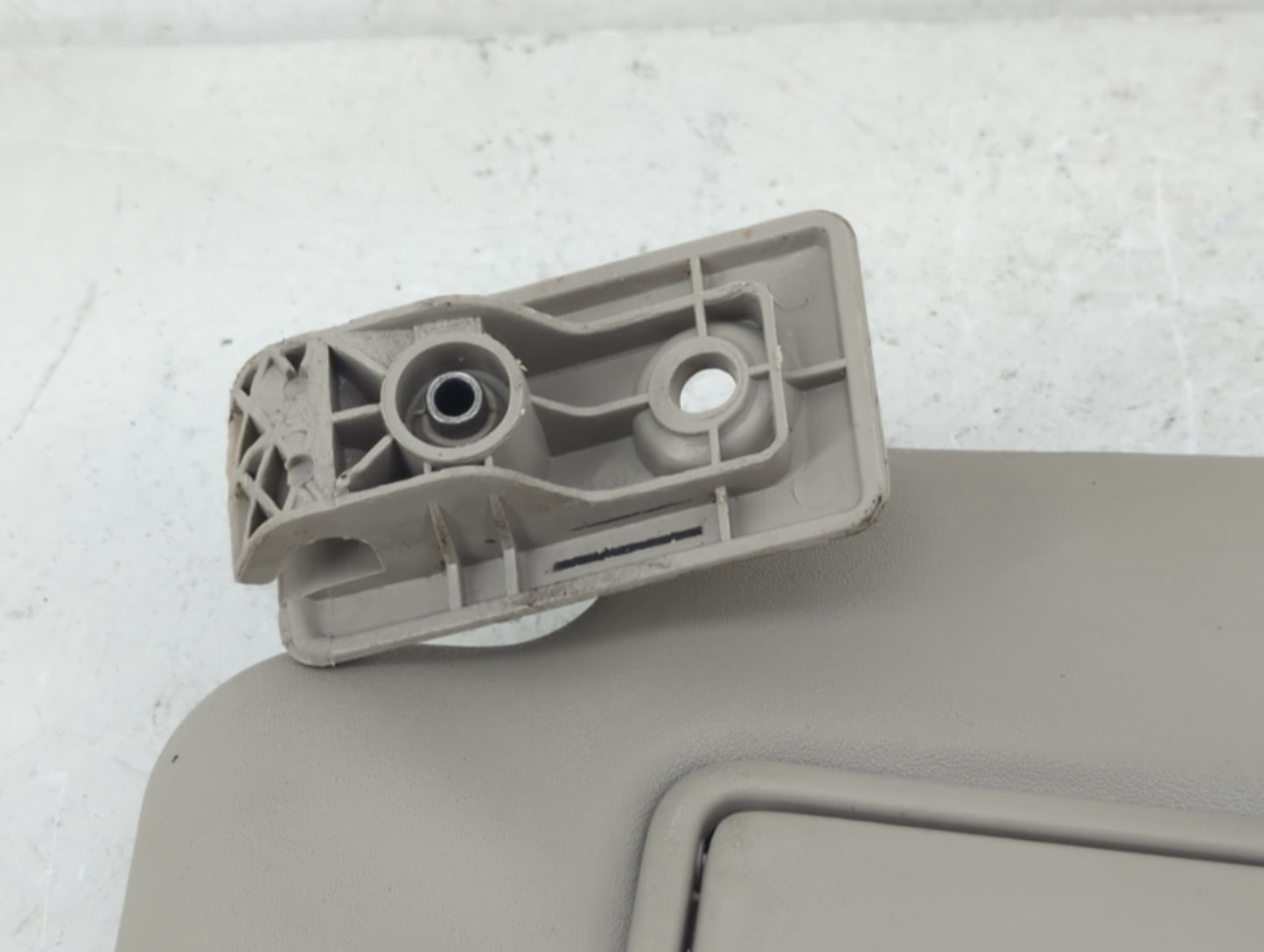 2018-2021 Nissan Kicks Sun Visor Shade Replacement Passenger Right Mirror Fits Fits 2018 2019 2020 2021 OEM Used Auto Parts 