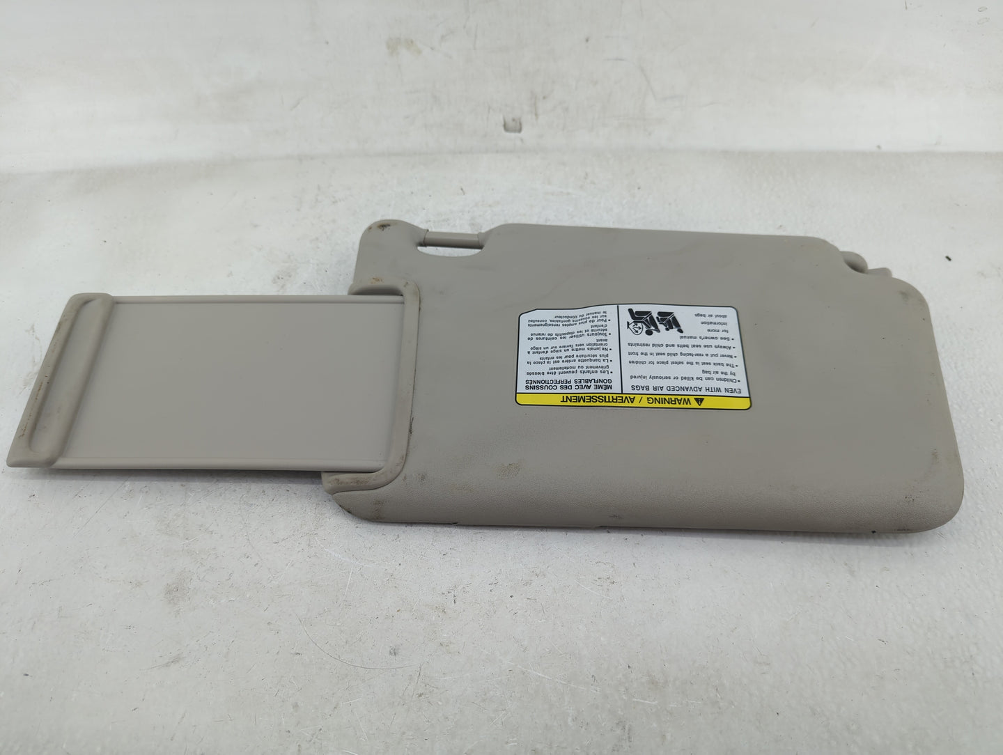 2018-2021 Nissan Kicks Sun Visor Shade Replacement Passenger Right Mirror Fits Fits 2018 2019 2020 2021 OEM Used Auto Parts 