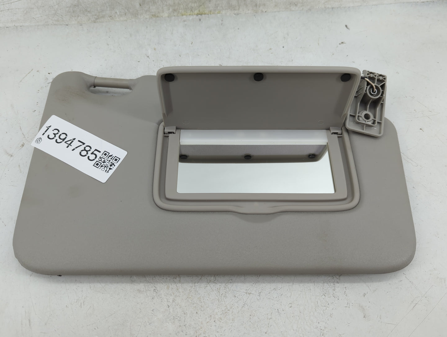 2018-2021 Nissan Kicks Sun Visor Shade Replacement Passenger Right Mirror Fits Fits 2018 2019 2020 2021 OEM Used Auto Parts 