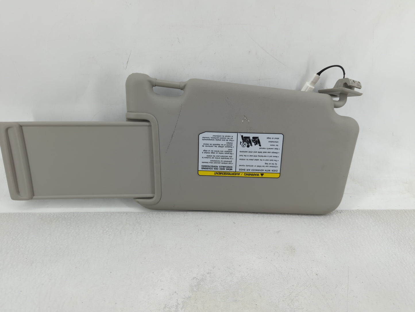 2018-2021 Nissan Kicks Sun Visor Shade Replacement Driver Left Mirror Fits Fits 2018 2019 2020 2021 OEM Used Auto Parts - Oe