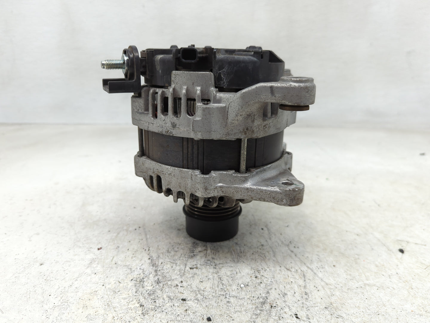 2020-2021 Nissan Kicks Alternator Replacement Generator Charging Assembly Engine OEM P/N:A2TV3081ZX3Y Fits Fits 2020 2021 OE