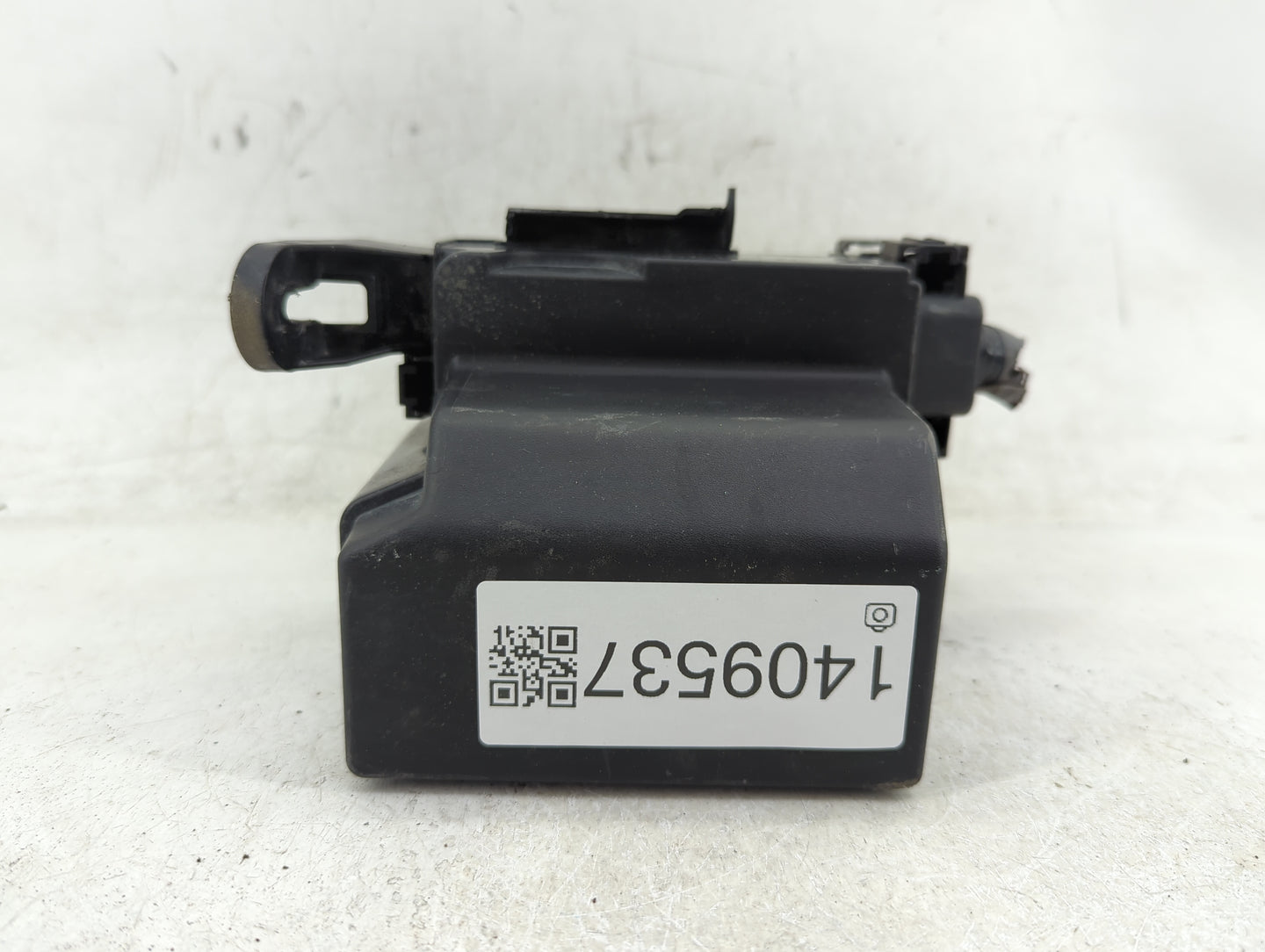 2018-2021 Nissan Kicks Fusebox Fuse Box Panel Relay Module P/N:284B7 6CA3A Fits Fits 2018 2019 2020 2021 OEM Used Auto Parts