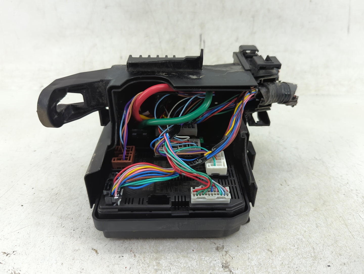 2018-2021 Nissan Kicks Fusebox Fuse Box Panel Relay Module P/N:284B7 6CA3A Fits Fits 2018 2019 2020 2021 OEM Used Auto Parts