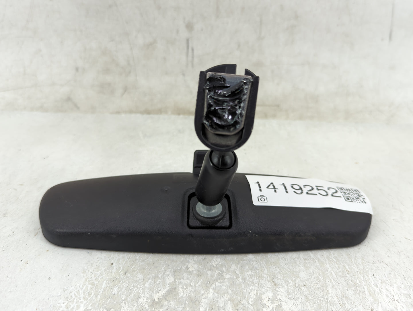 2018-2021 Nissan Kicks Interior Rear View Mirror Replacement OEM Fits OEM Used Auto Parts - Oemusedautoparts1.com