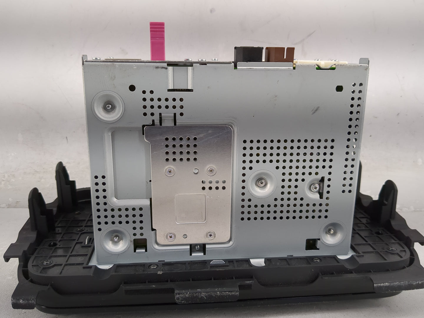 2022 Nissan Kicks Radio AM FM Cd Player Receiver Replacement P/N:2591A-5R01D Fits OEM Used Auto Parts - Oemusedautoparts1.co