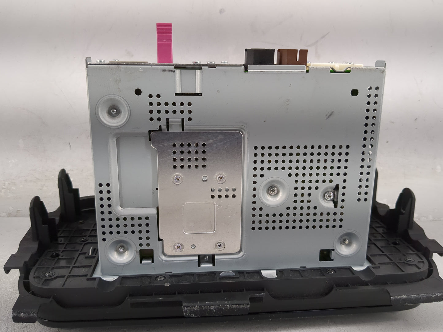 2022 Nissan Kicks Radio AM FM Cd Player Receiver Replacement P/N:2591A-5R01D Fits OEM Used Auto Parts - Oemusedautoparts1.co
