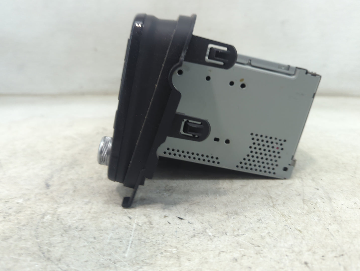 2022 Nissan Kicks Radio AM FM Cd Player Receiver Replacement P/N:2591A5R01E PN-4300, 276-2560-02 Fits OEM Used Auto Parts - 