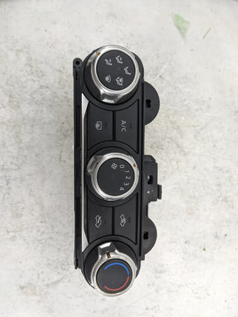 compare product 2018-2021 Nissan Kicks Climate Control Module Temperature AC/Heater Replacement P/N:T669216A Fits Fits 2018 2019 2020 2021 OEM Used Auto Parts