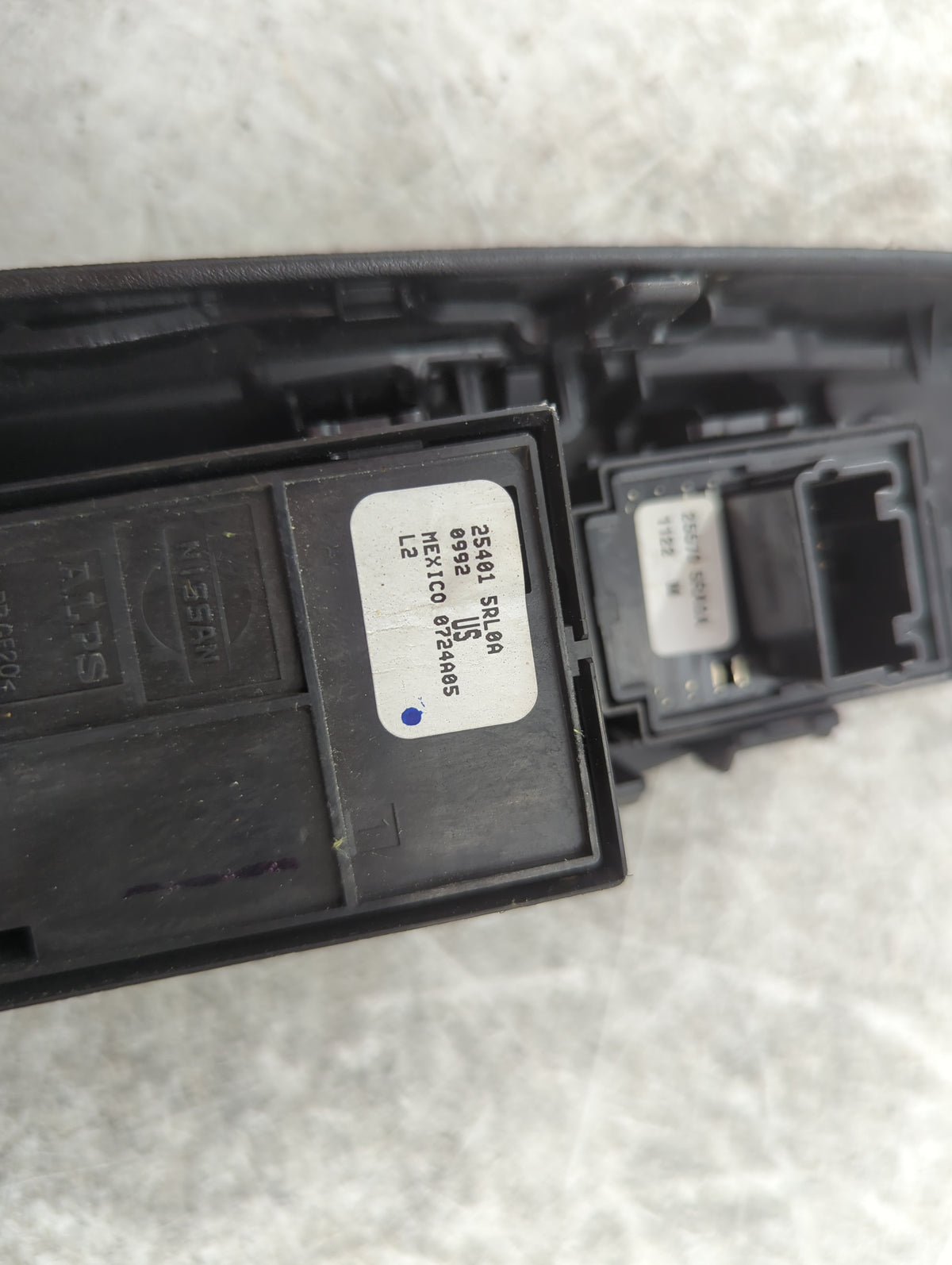 2018-2021 Nissan Kicks Master Power Window Switch Replacement Driver Side Left P/N:25401 5RL0A Fits Fits 2018 2019 2020 2021