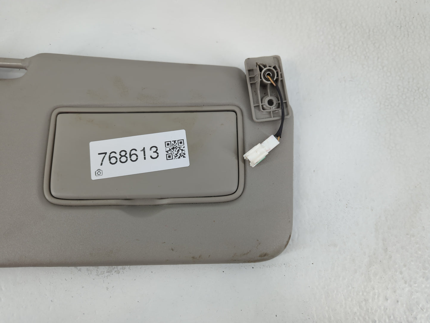 2018-2021 Nissan Kicks Sun Visor Shade Replacement Passenger Right Mirror Fits Fits 2018 2019 2020 2021 OEM Used Auto Parts 