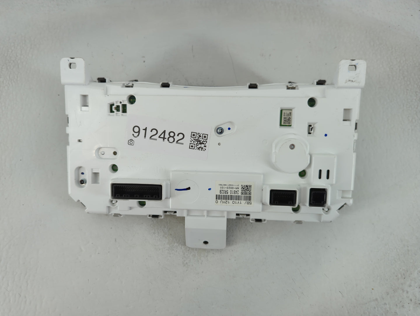 2021 Nissan Kicks Instrument Cluster Speedometer Gauges P/N:248105R02A Fits OEM Used Auto Parts - Oemusedautoparts1.com