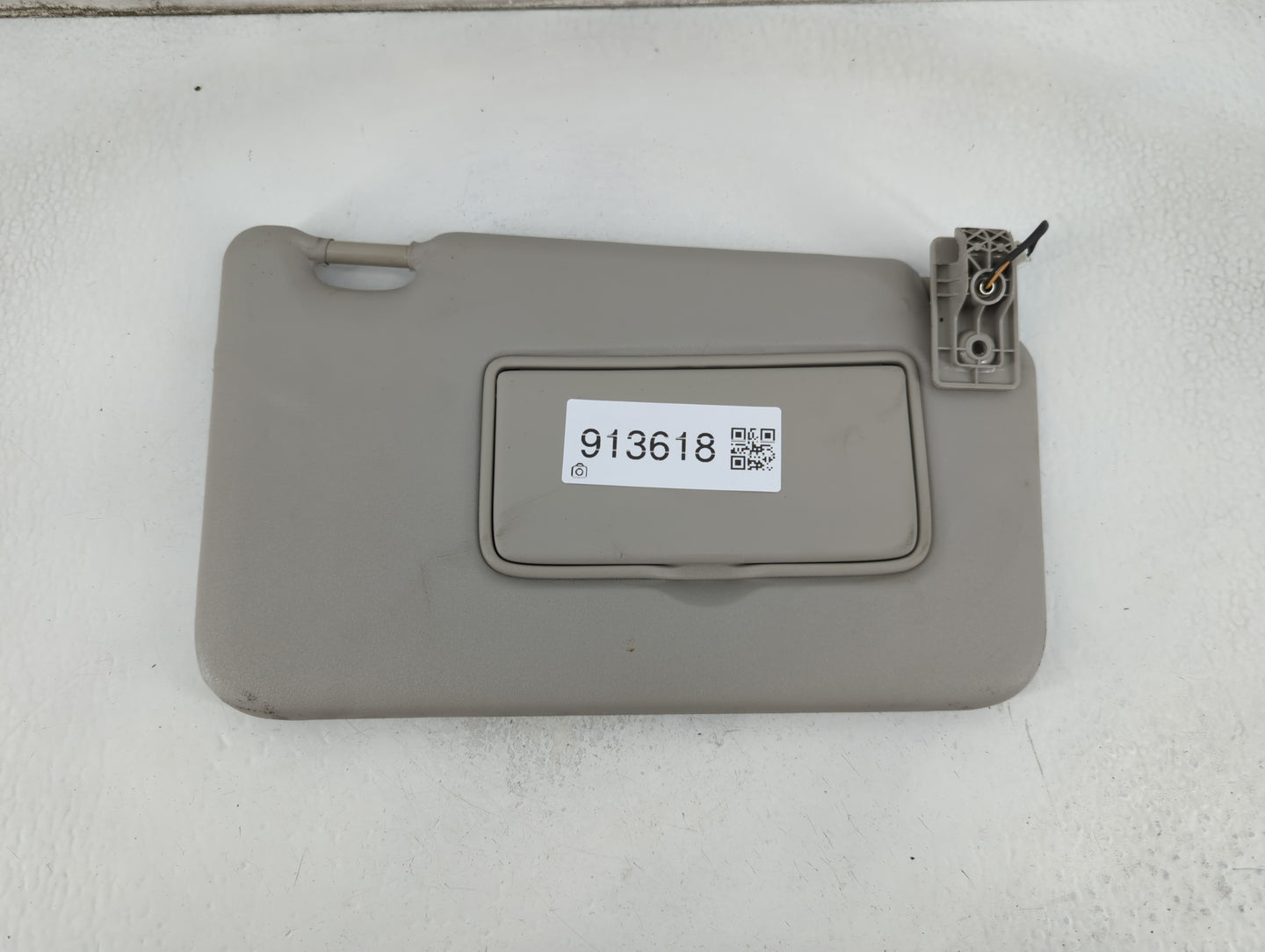 2018-2021 Nissan Kicks Sun Visor Shade Replacement Passenger Right Mirror Fits Fits 2018 2019 2020 2021 OEM Used Auto Parts 