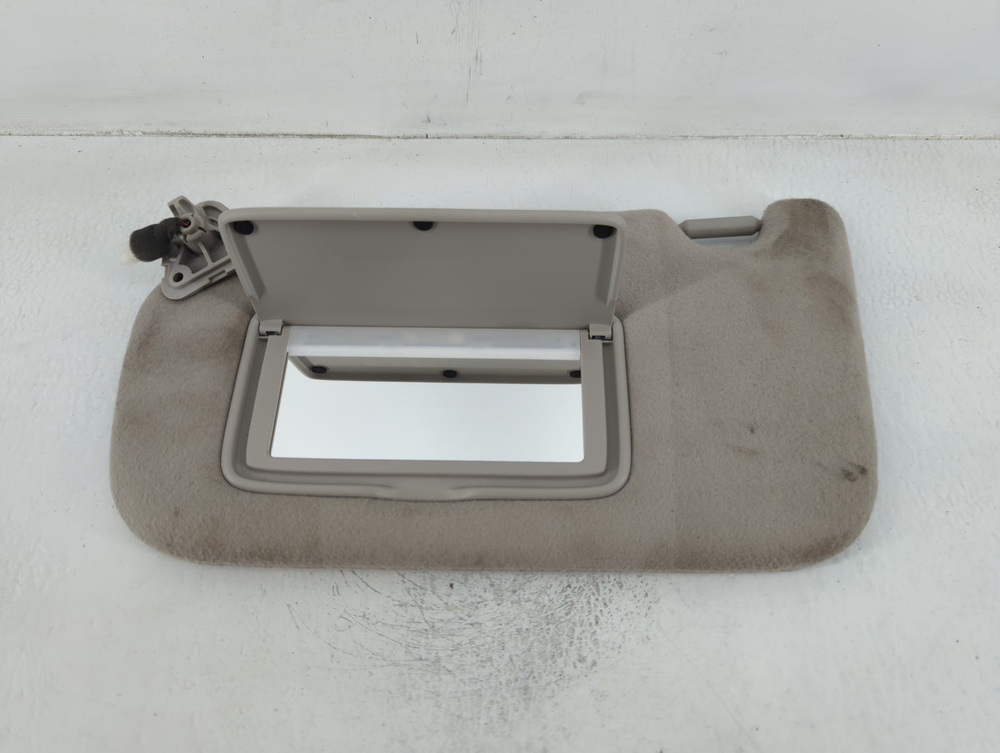 2018-2021 Nissan Leaf Sun Visor Shade Replacement Driver Left Mirror Fits Fits 2018 2019 2020 2021 OEM Used Auto Parts - Oem