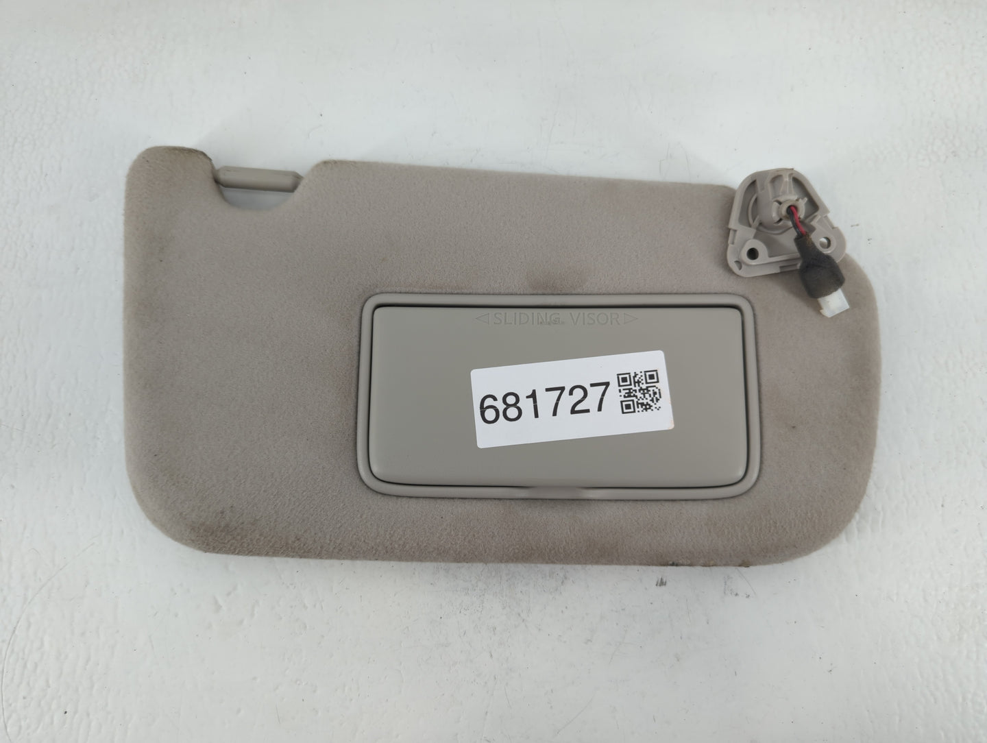 2018-2021 Nissan Leaf Sun Visor Shade Replacement Driver Left Mirror Fits Fits 2018 2019 2020 2021 OEM Used Auto Parts - Oem