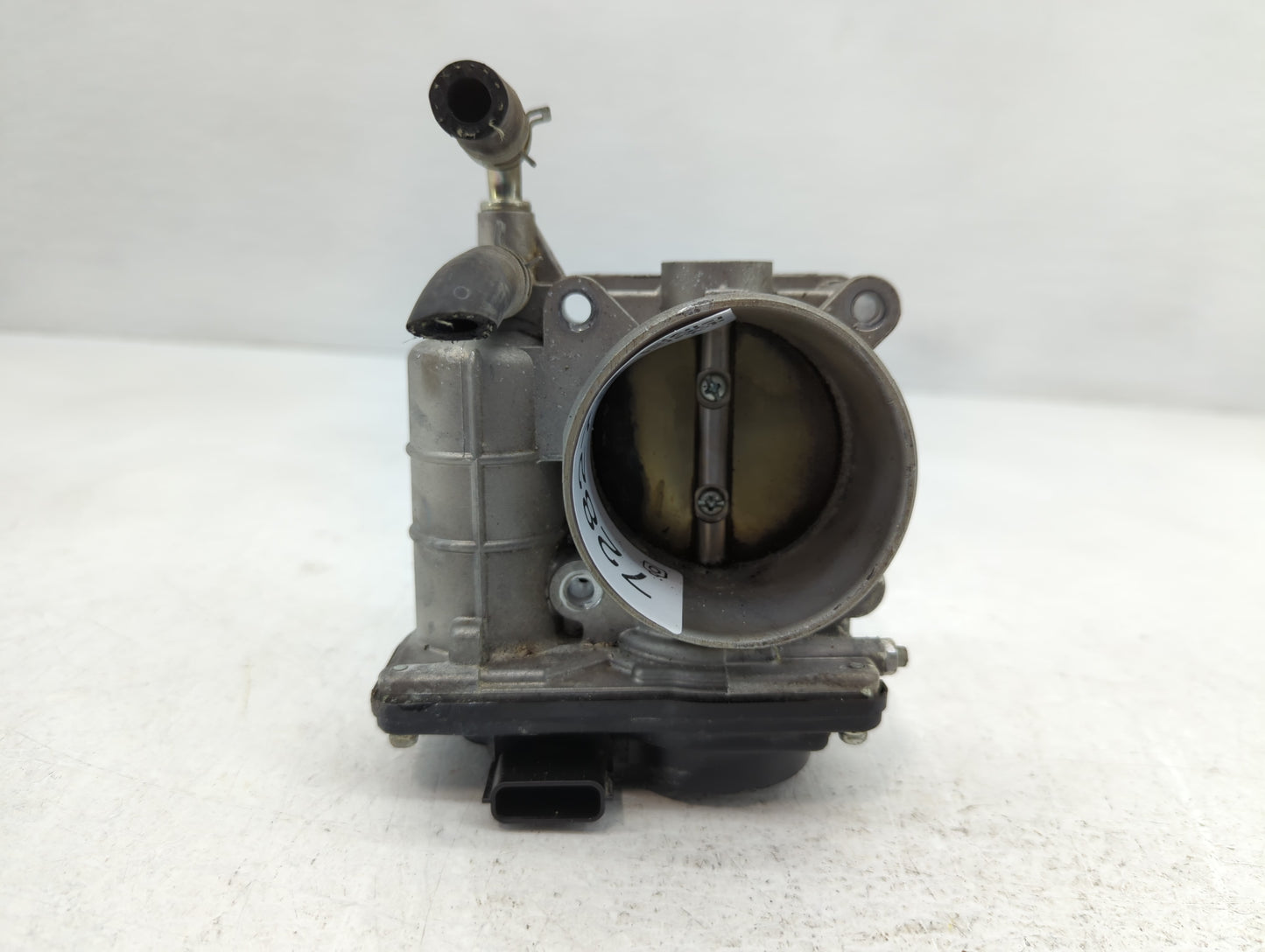 2015-2022 Nissan Murano Throttle Body P/N:K 5926 526-01 Fits Fits 2015 2016 2017 2018 2019 2020 2021 2022 OEM Used Auto Part