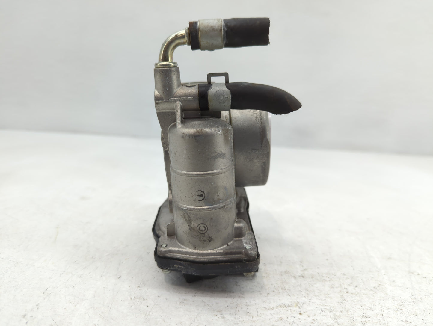 2015-2022 Nissan Murano Throttle Body P/N:K 5926 526-01 Fits Fits 2015 2016 2017 2018 2019 2020 2021 2022 OEM Used Auto Part